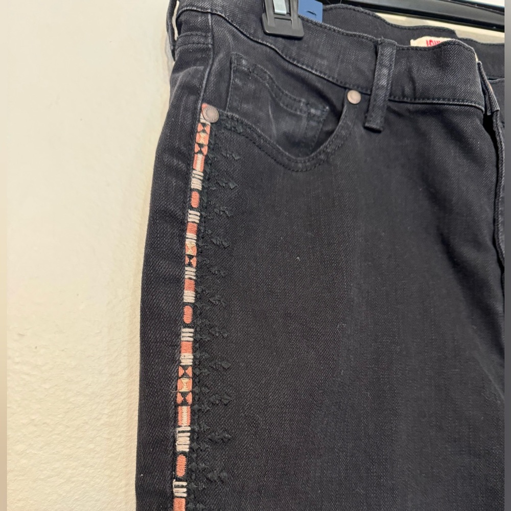 JOHNNY WAS The Cropped Baby Boot Jean Size 31 NWOT - Picture 4 of 10